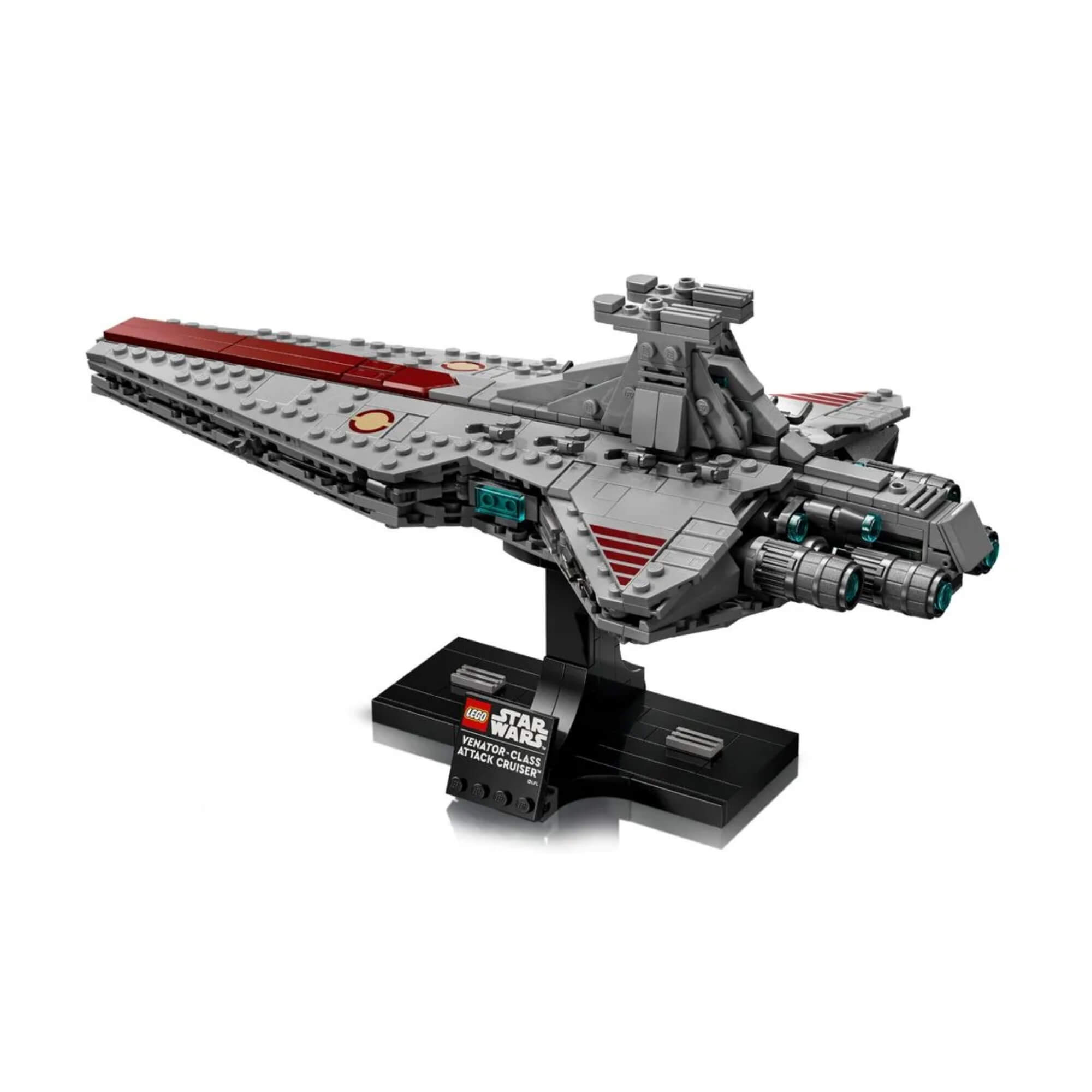 LEGO Star Wars - Cruzador de Ataque Classe Venator c/ 643 Peças - 4111175441