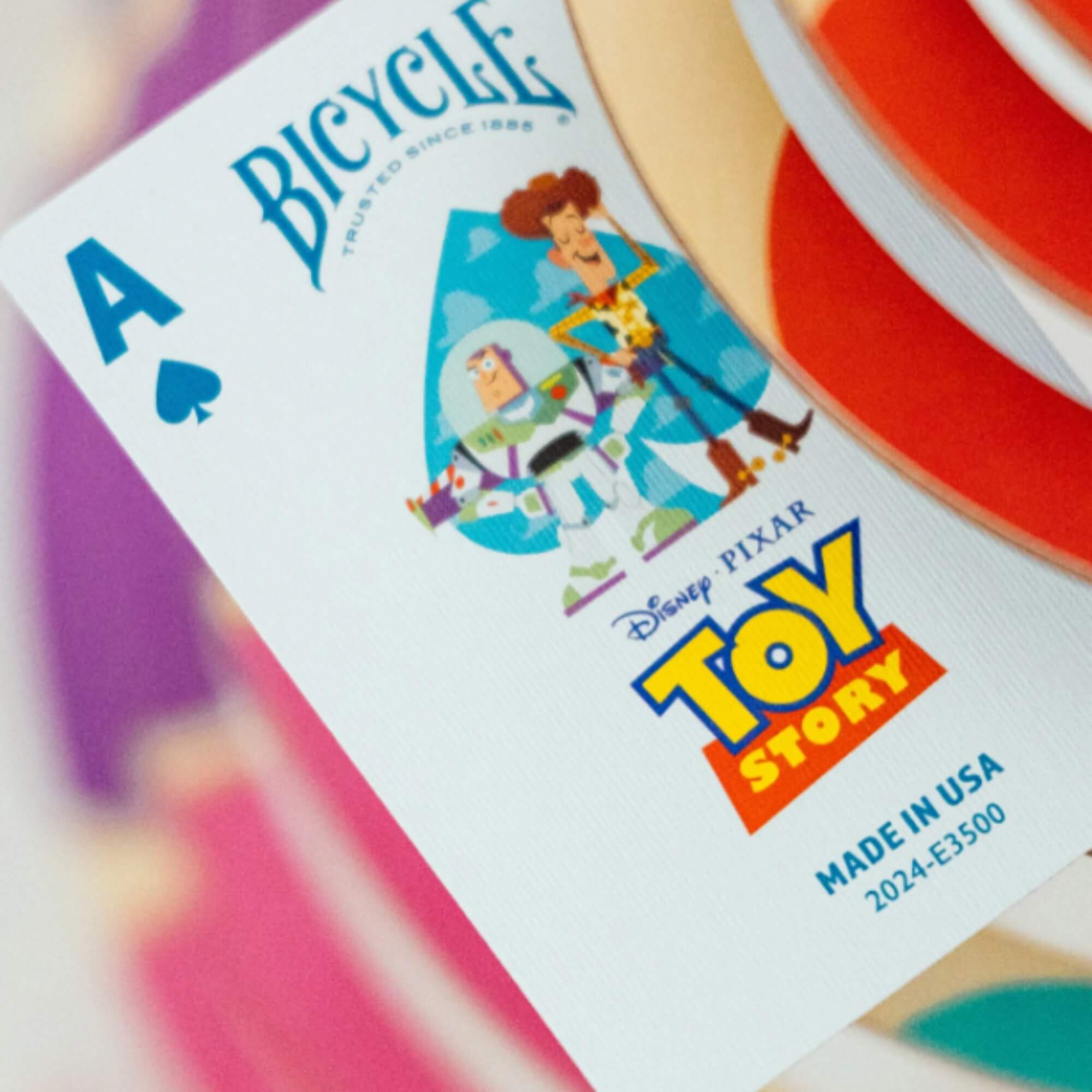 VAR Baralho Bicycle Disney Classic Mickey Mouse (Red) c/ 55 cartas Copag - 83600 Modelo:Toy Story
