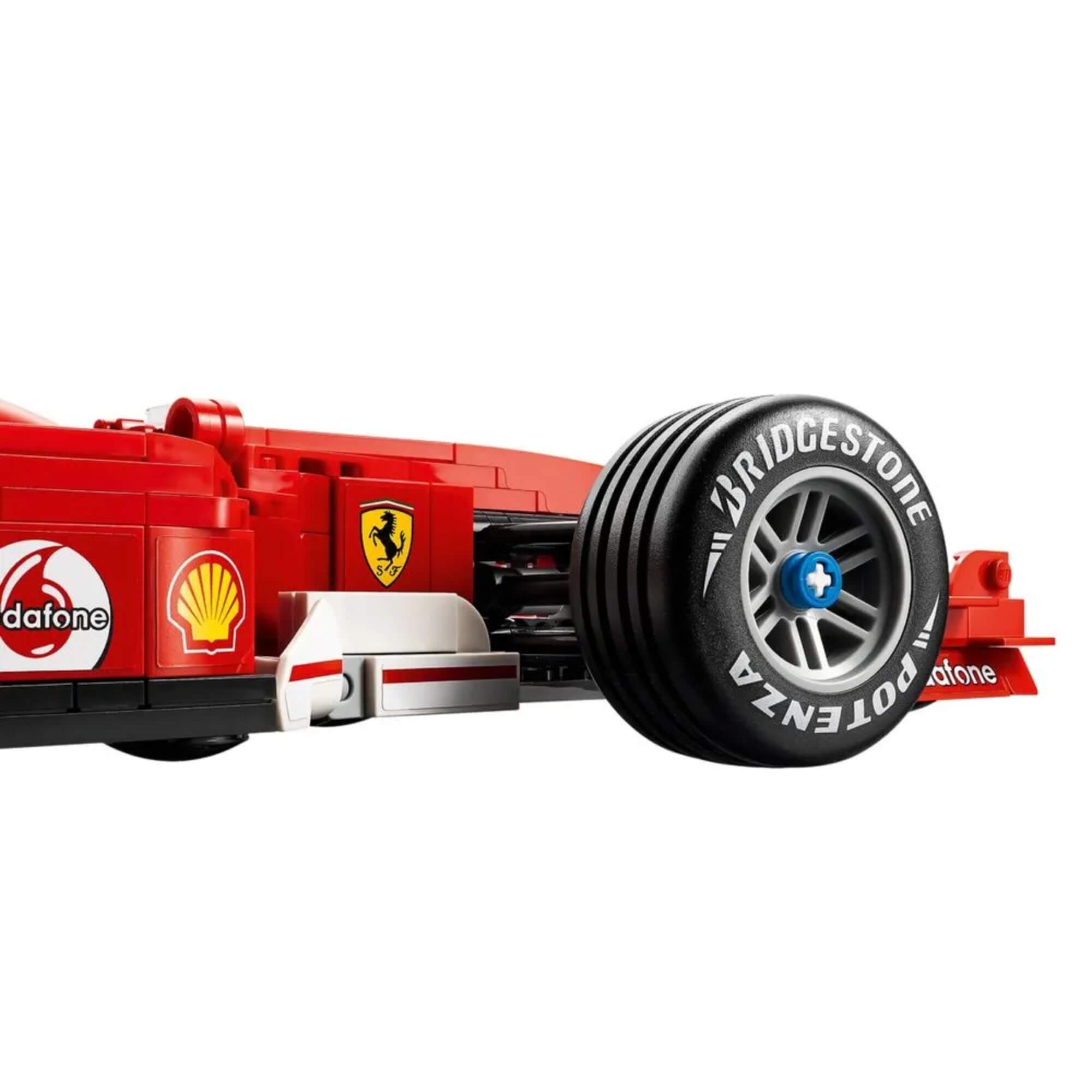 LEGO Icons Ferrari F2004 e Michael Schumacher - 4111111375