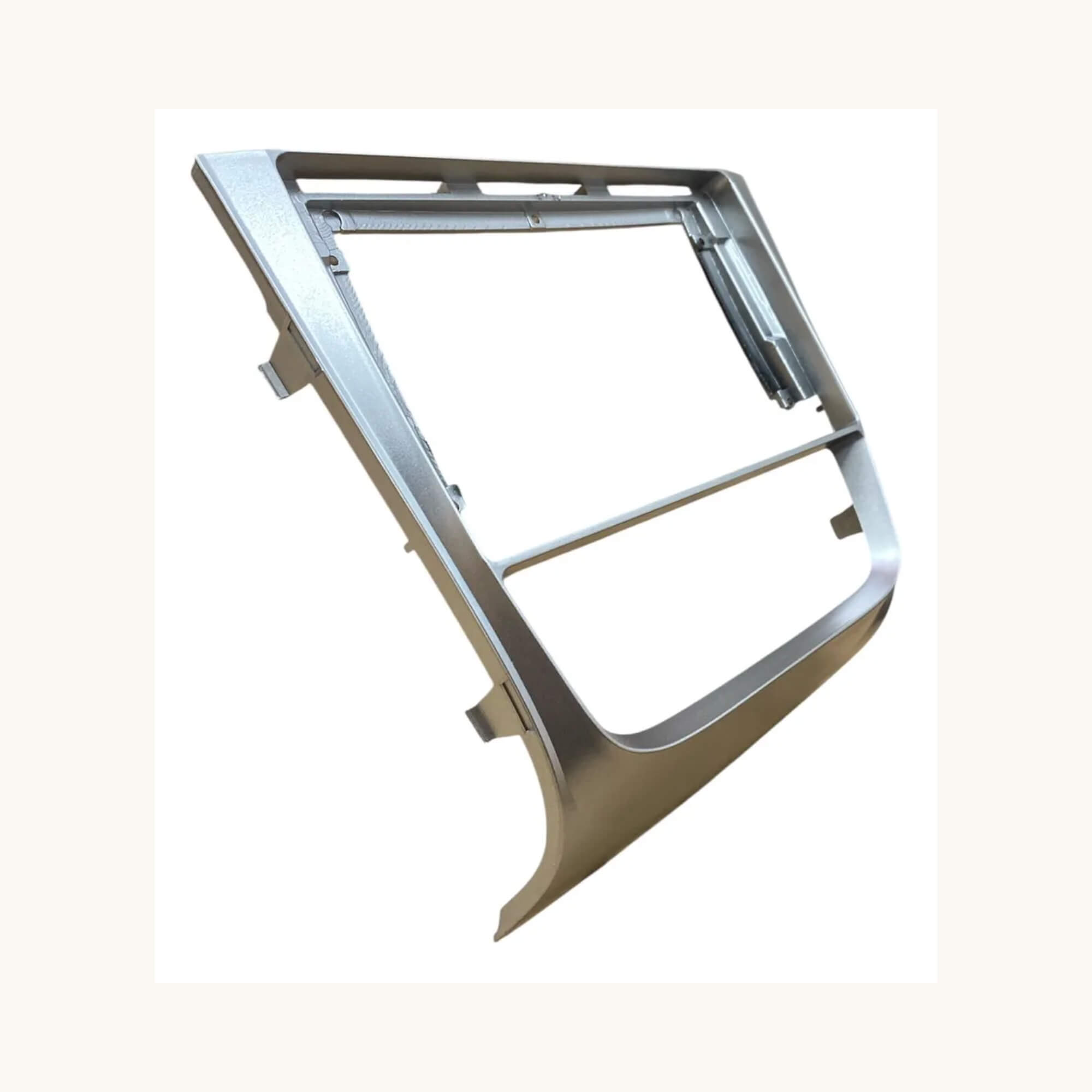 Moldura 9" Polegadas G6 Gol Voyage Saveiro 2013 a 2016 Prata c/ Suporte para Botões Fiamon - 6196