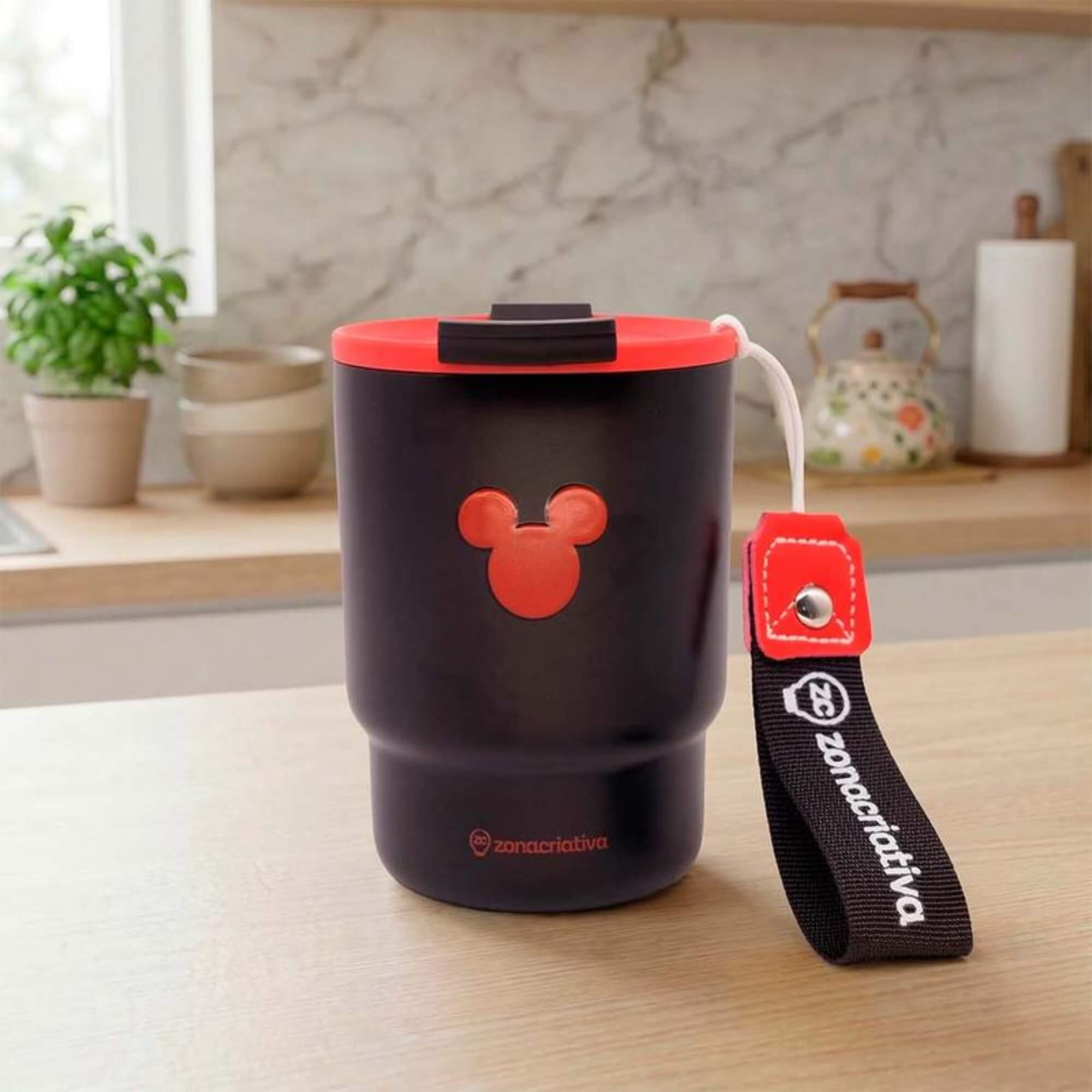 VAR Copo To Go 400ml Zona Criativa (Escolha o Tema) Tema:Mickey