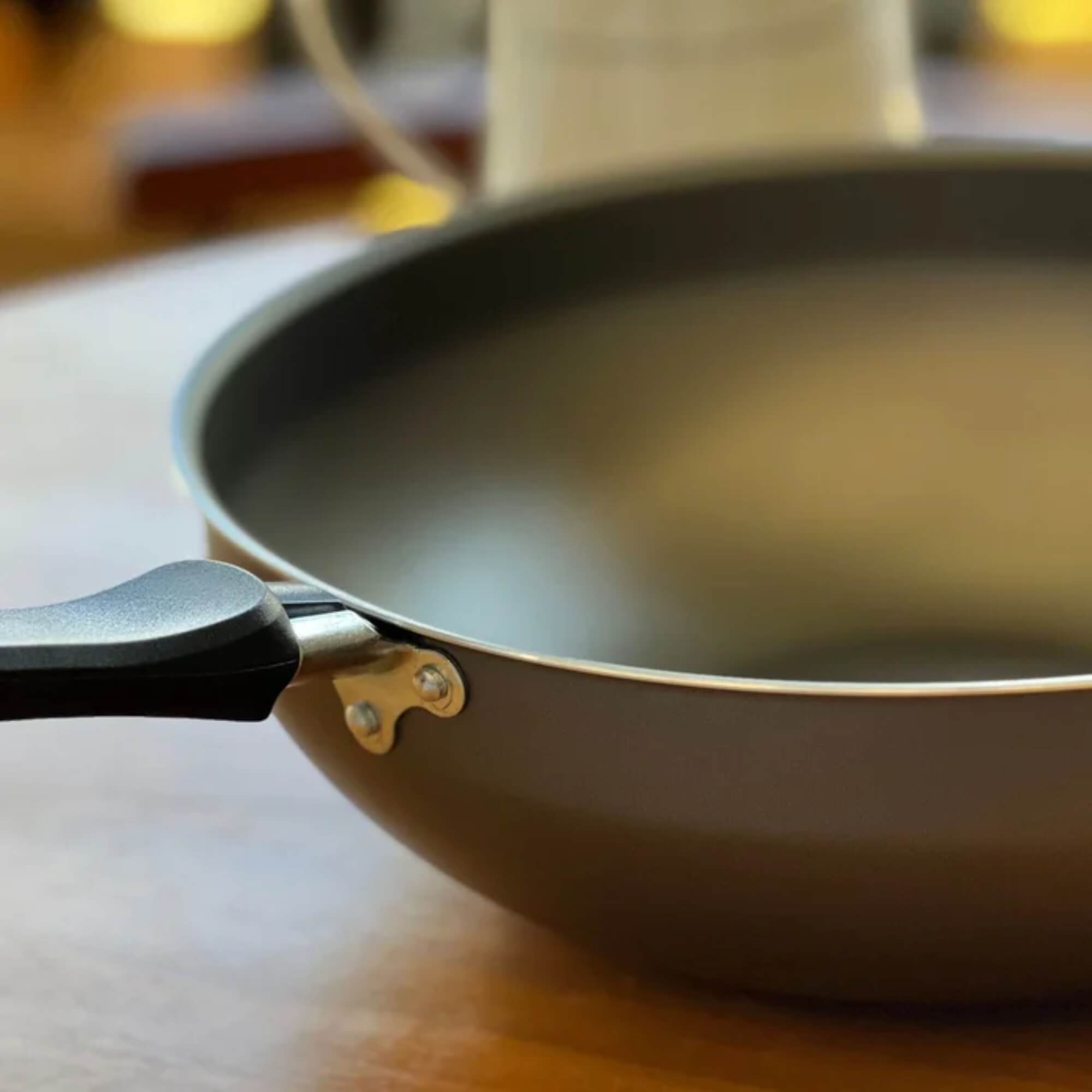 Frigideira Wok Funda Antiaderente Cozinha Cristal Colors 4,3L MTA - 930