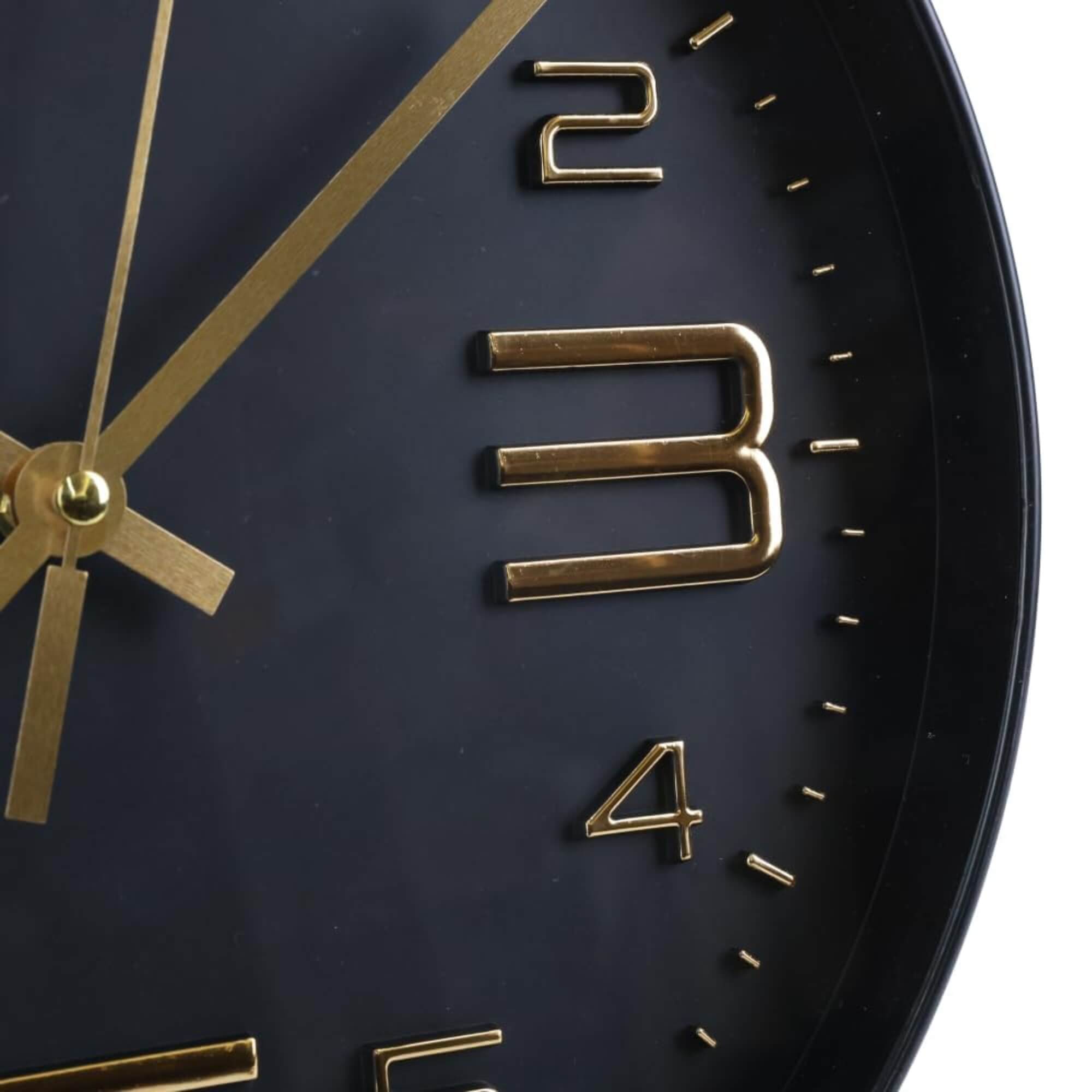 Relógio de Parede 29cm na cor Preta com Números Dourados Conthey Evolux - N24303597