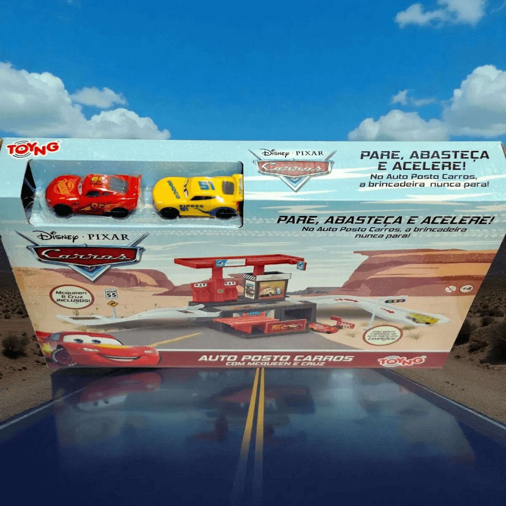 Posto De Gasolina McQueen E Cruz Disney Carros 6 Peças Toyng - 061753