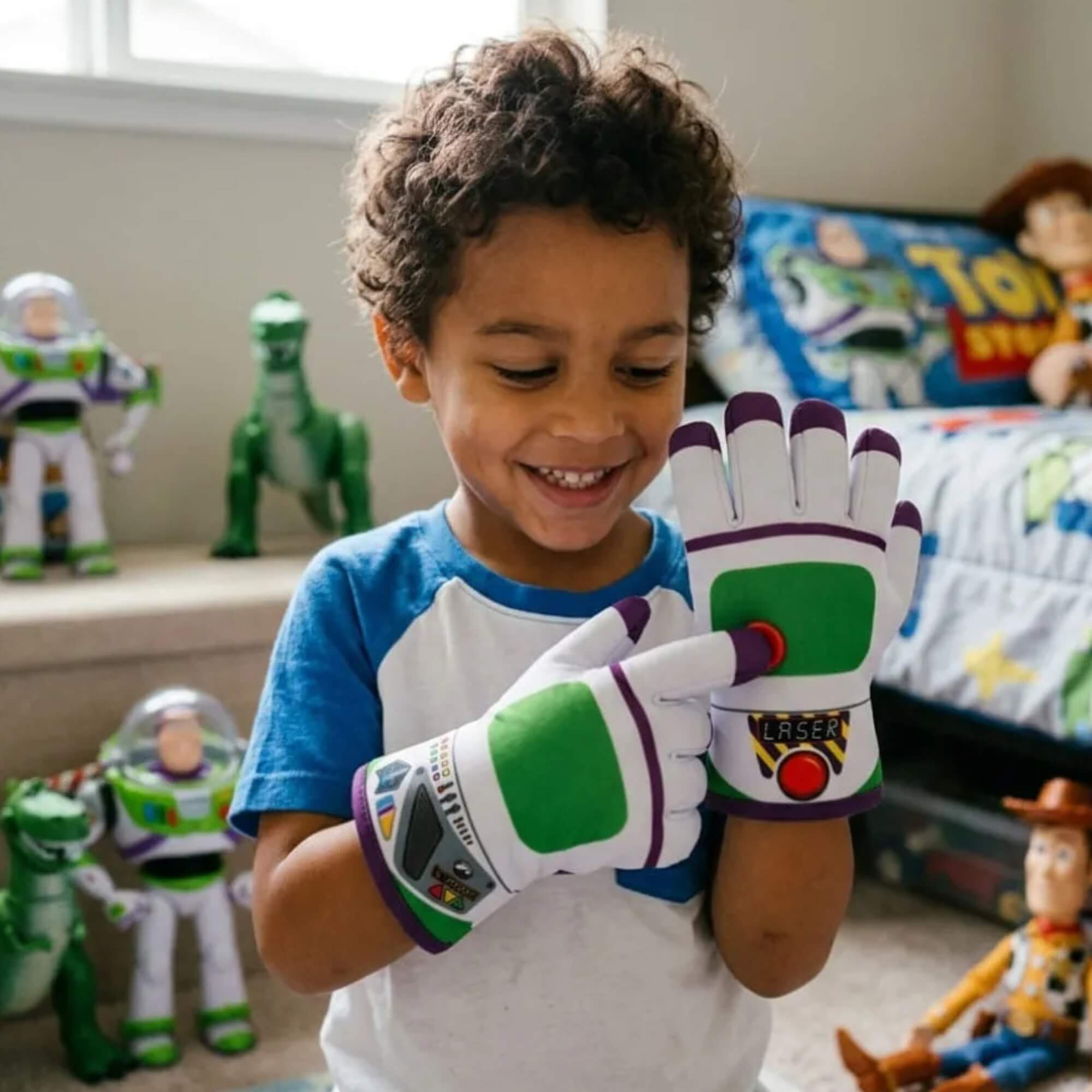 Luva Buzz Lightyear c/ Som Disney Toy Story 5 Toyng - 061401