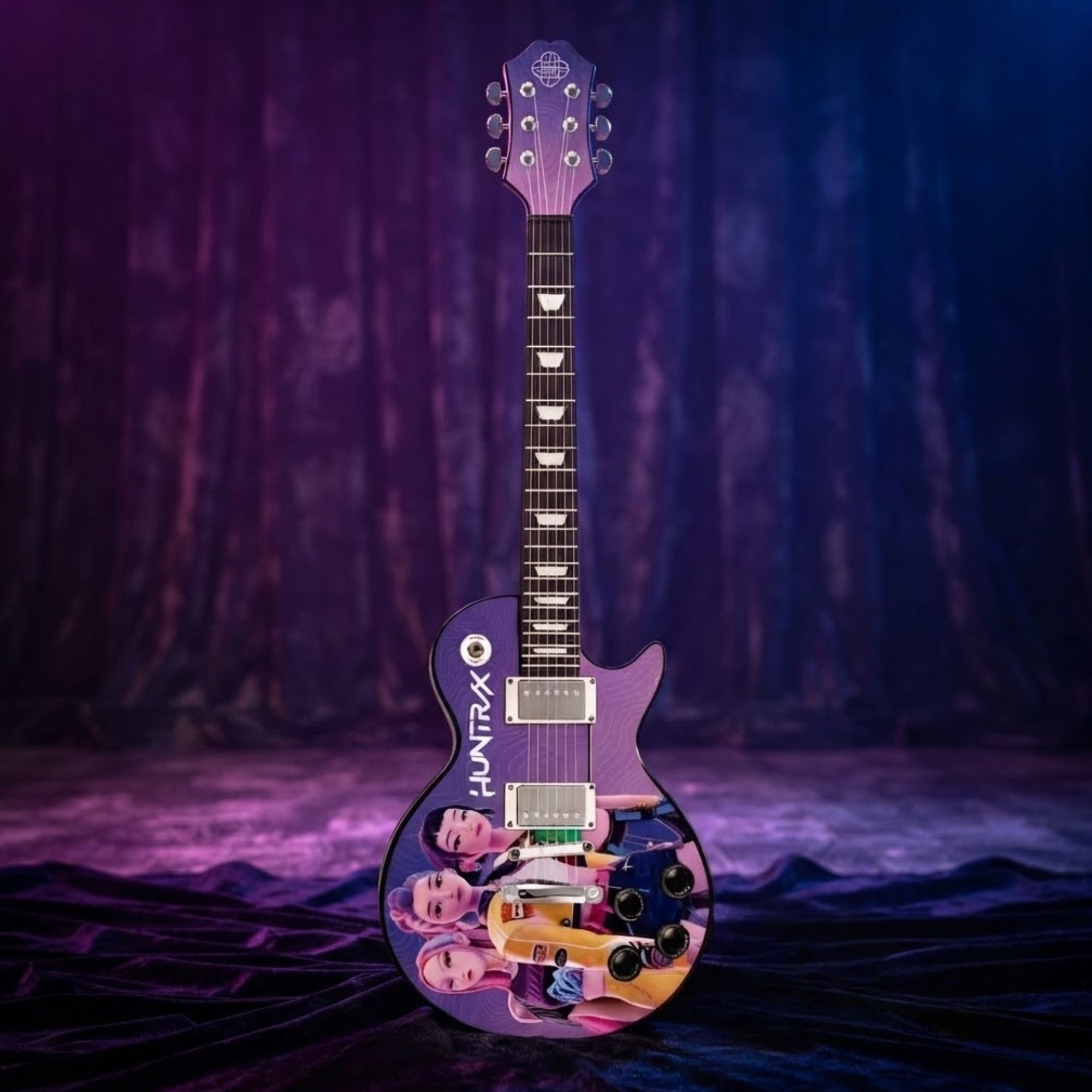 Guitarra Infantil Guerreiras do K-Pop c/ Músicas, Sons e Luzes Candide - 78017