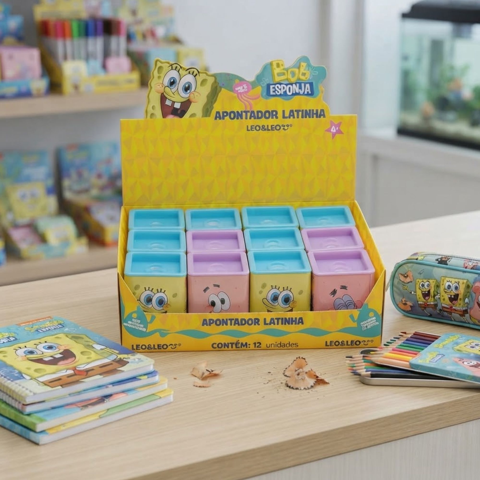 Apontador Latinha Bob Esponja Quadrado Duplo com Depósito (Display c/ 12 unidades) Leonora - 10715