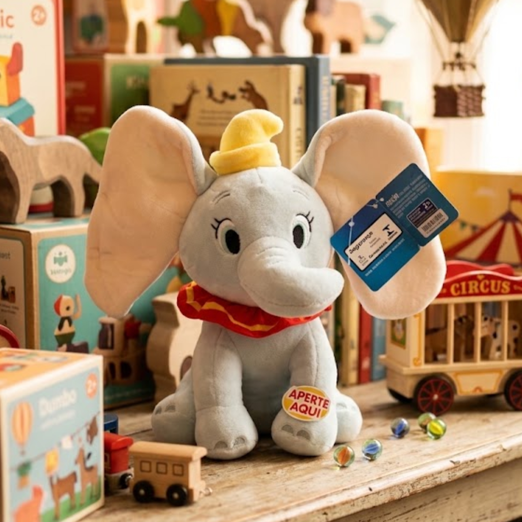 Pelúcia Disney Clássicos Dumbo c/ Luz Multikids - BR2666