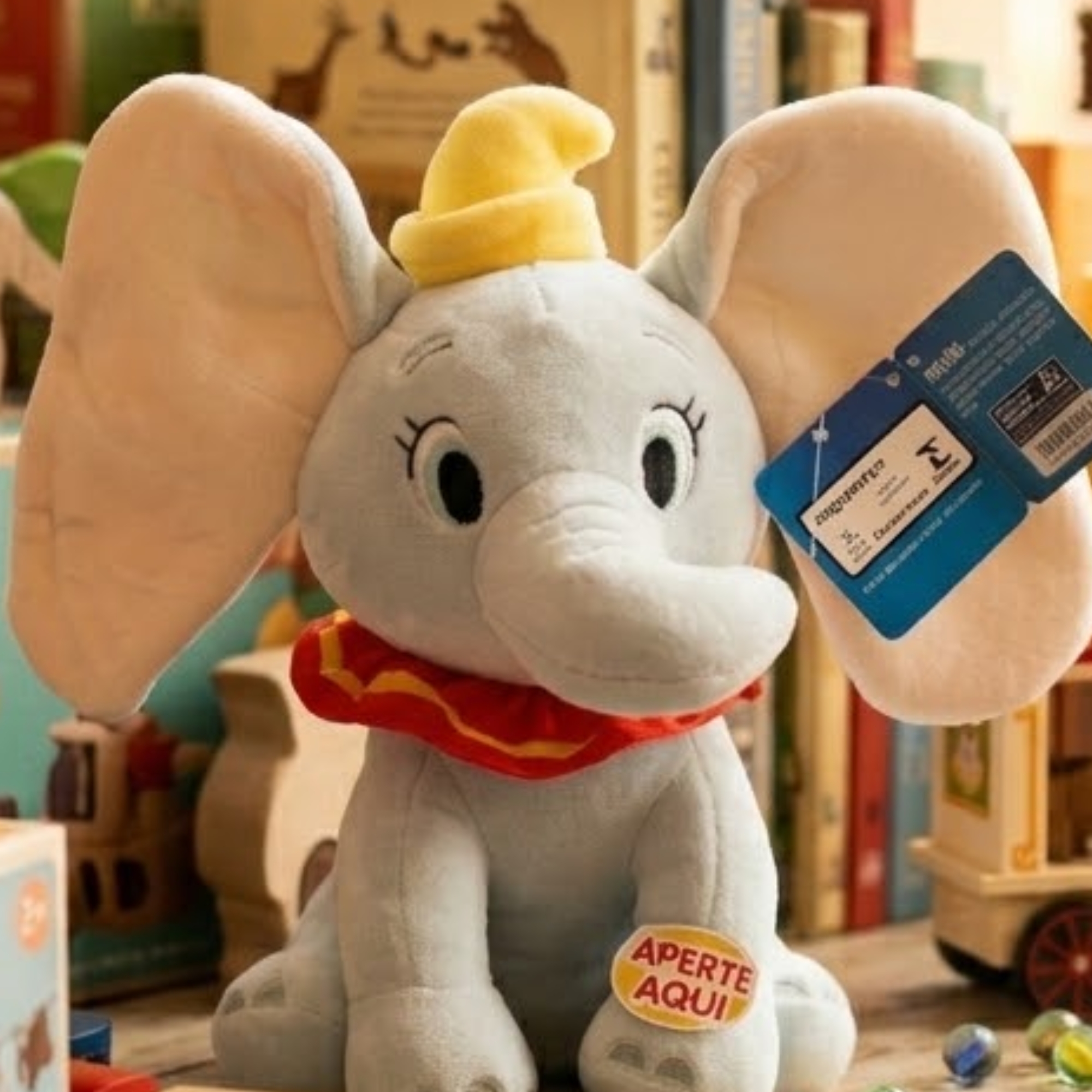 Pelúcia Disney Clássicos Dumbo c/ Luz Multikids - BR2666