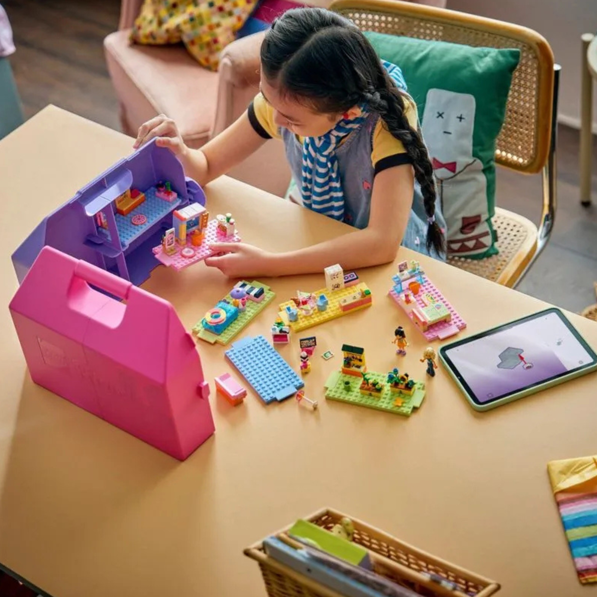 LEGO Friends - Mala de Casa de Bonecas Criativa 355 peças - Friends - 4111142697