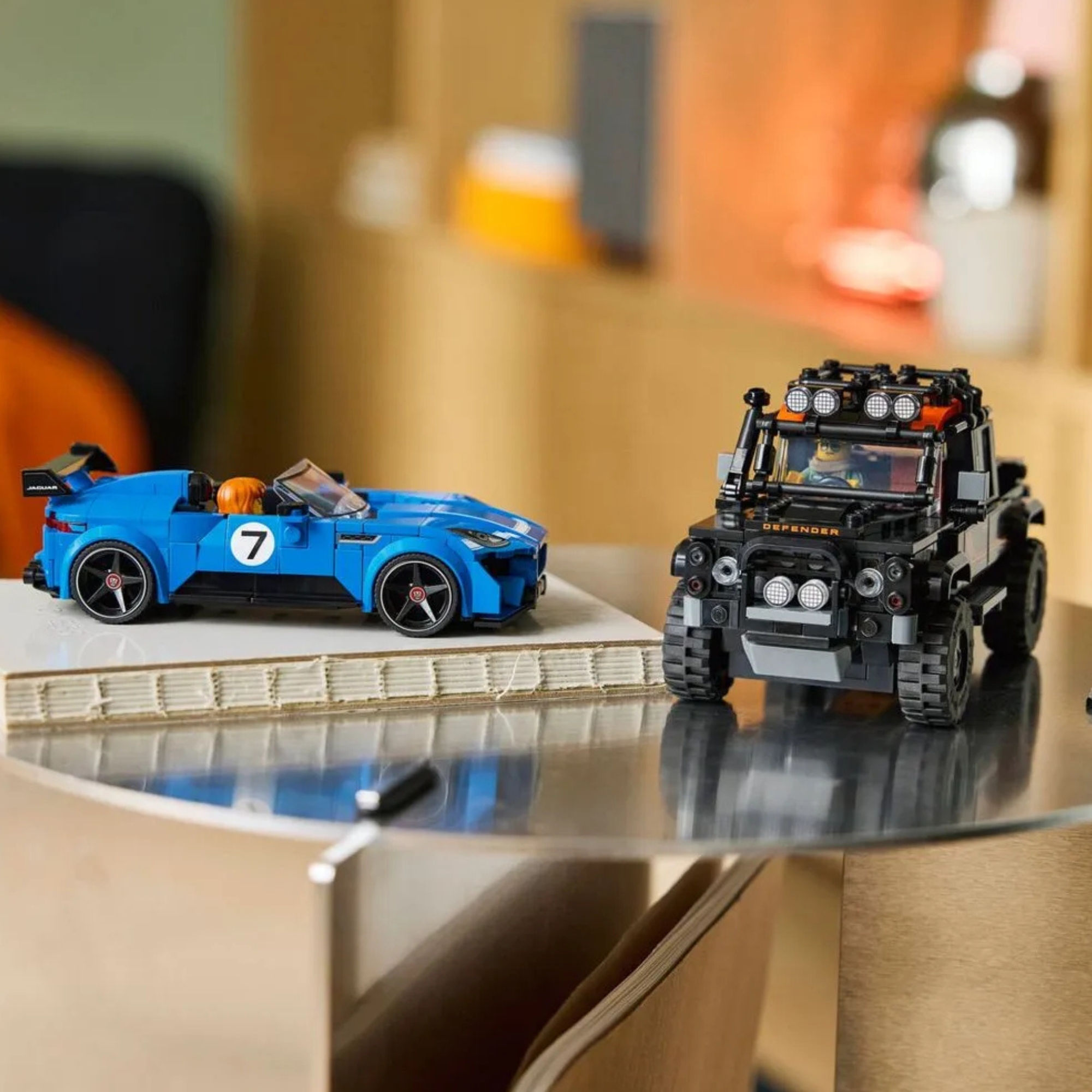 LEGO Speed Champions Jaguar Project 7 e Land Rover Defender 740 peças - 4111177264