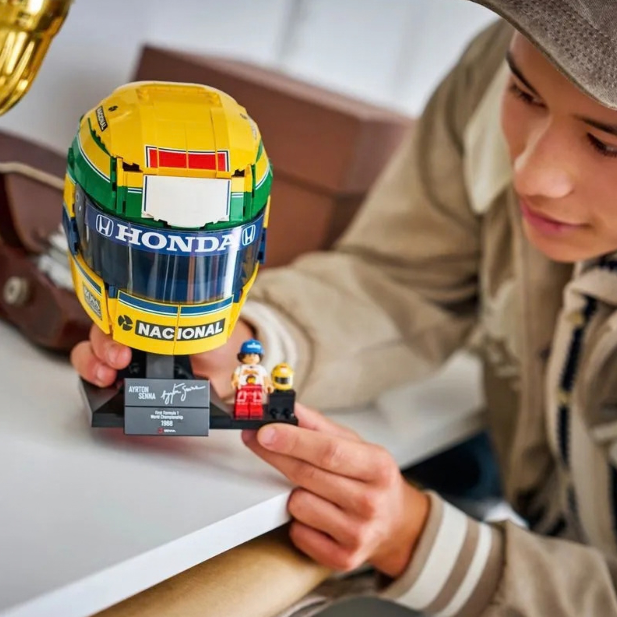 LEGO Editions - Capacete do Ayrton Senna 931 peças - 4111143024