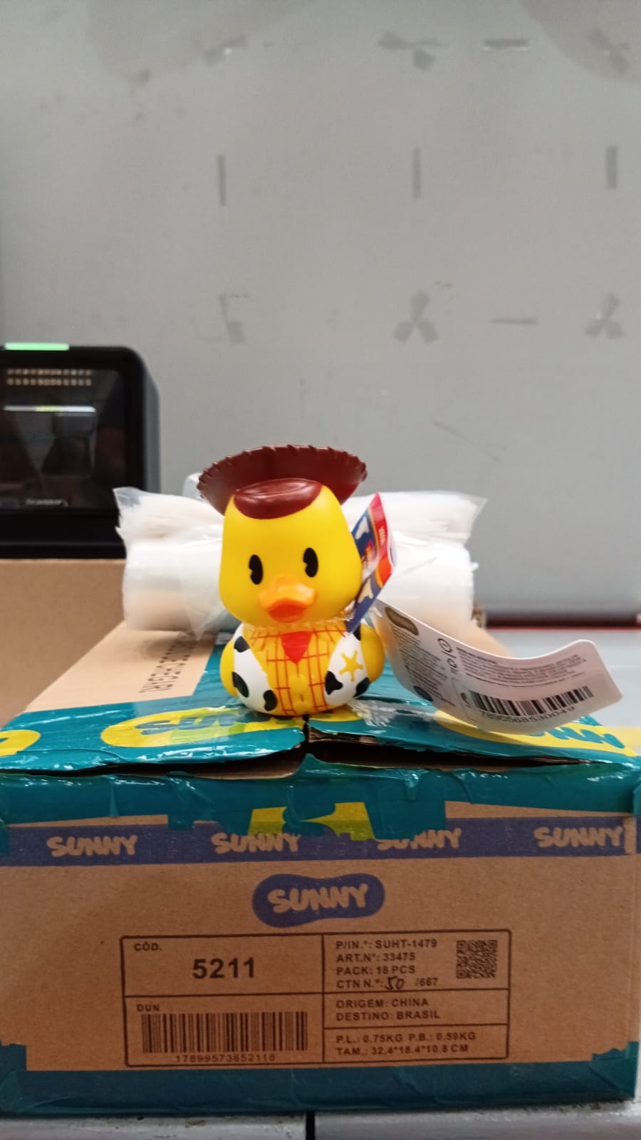 PATINHO DISNEY WOODY TOY STORY Sunny - 005211