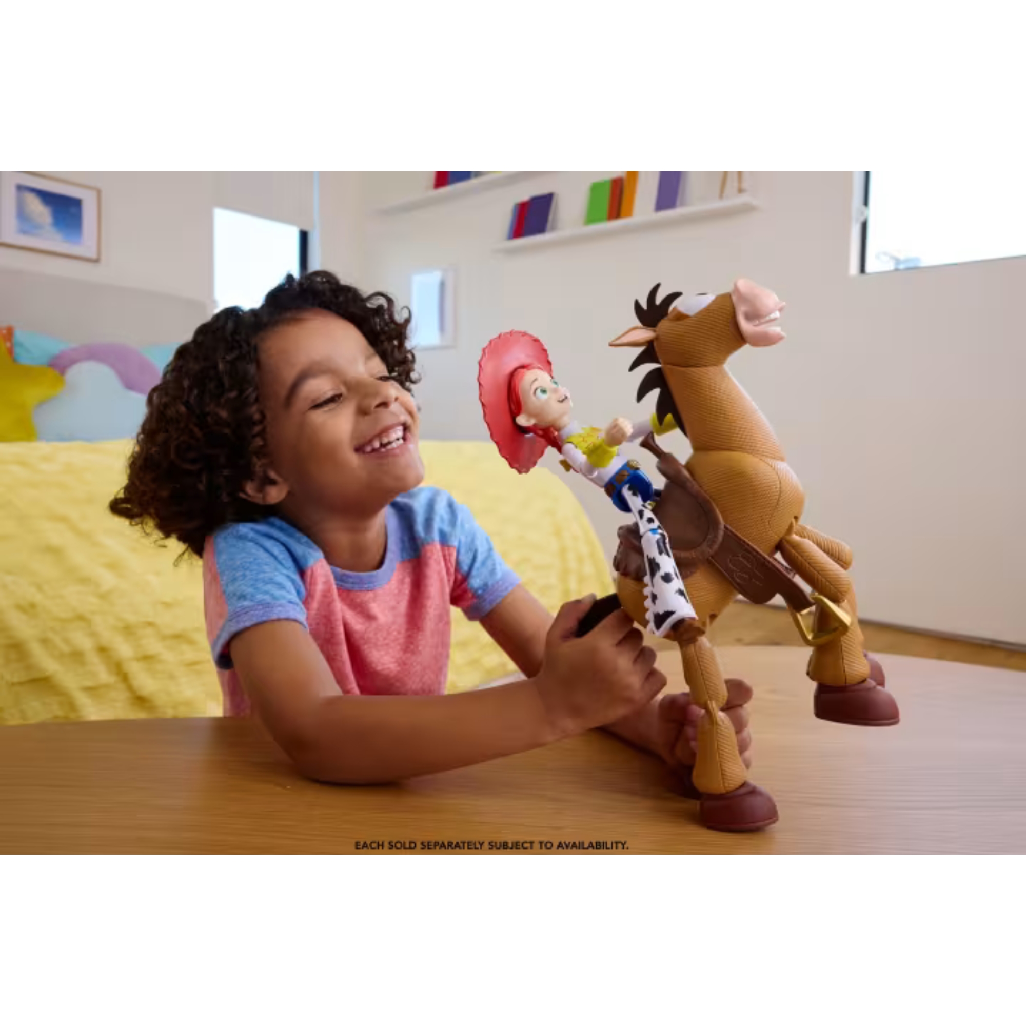 Figura de Ação Disney Pixar Toy Story 5 Bala no Alvo com Sons e Movimento Mattel - 927230