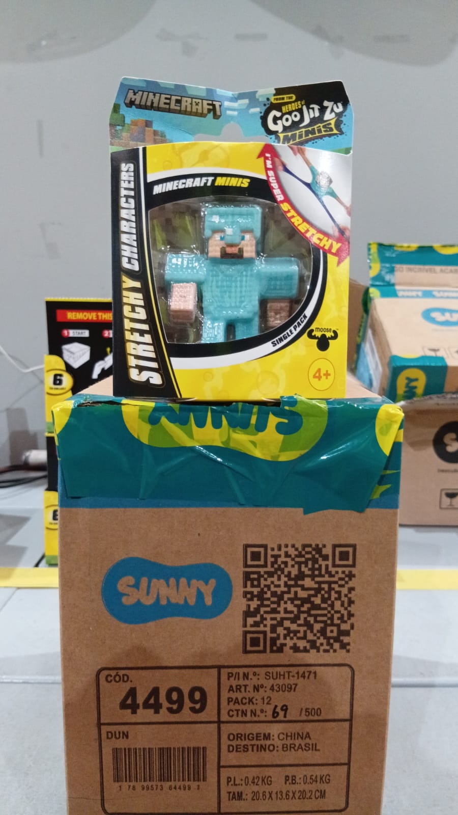 MINI FIGURA MINECRAFT STEVE COM ARMADURA DE DIAMANTES Sunny - 004499