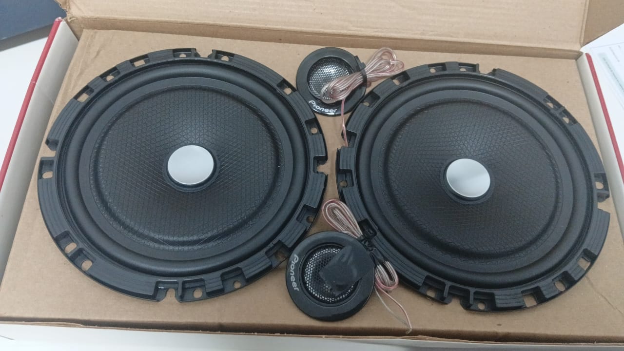 **OUTLET** Kit 2 Vias Pioneer c/ Par Alto Falantes Tweeter Crossover TS-C1730BR 6" 100W RMS 4 Ohms